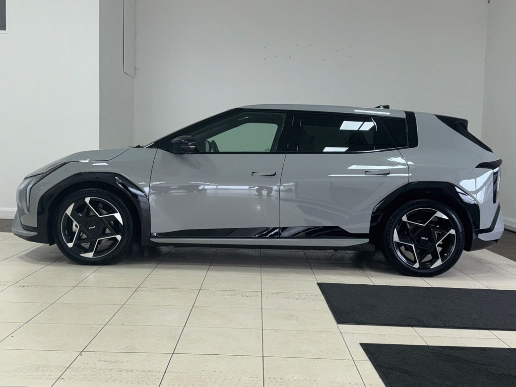 2025 Kia EV4