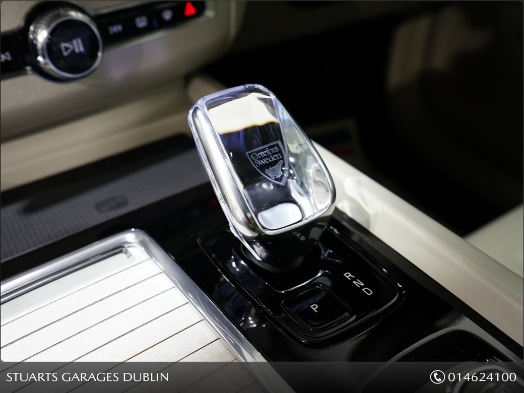 2025 Volvo XC60