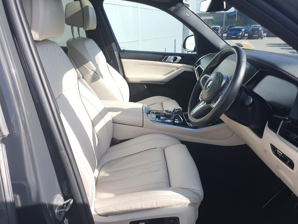 2022 BMW X5