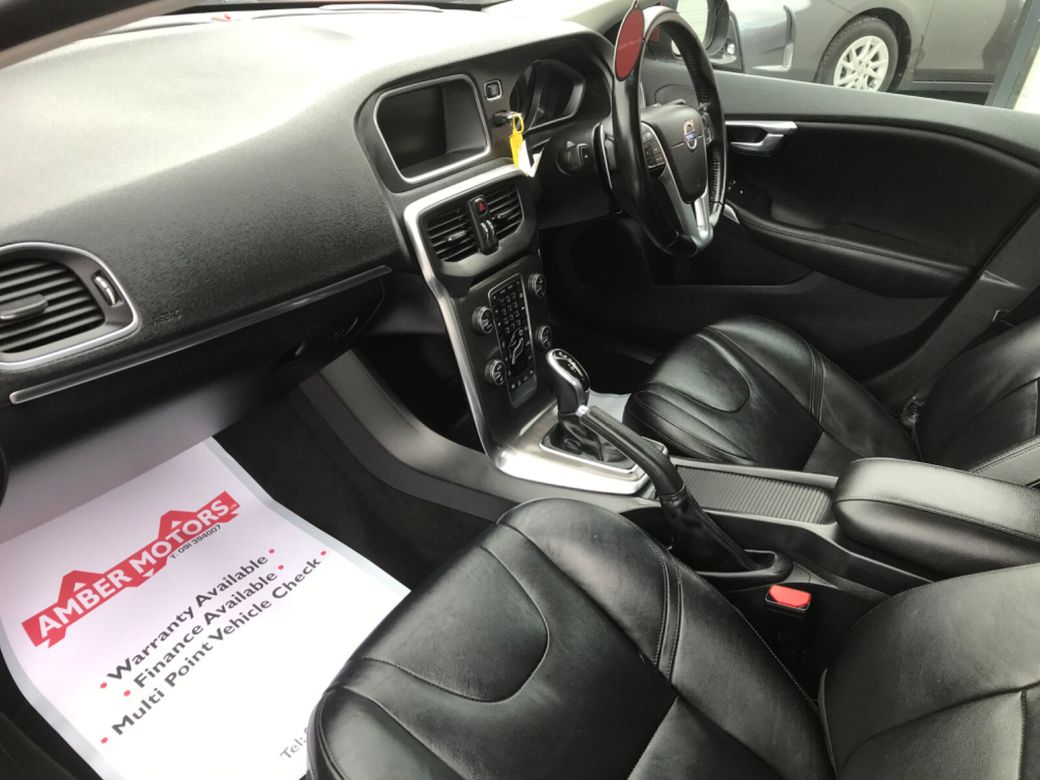 2016 Volvo V40