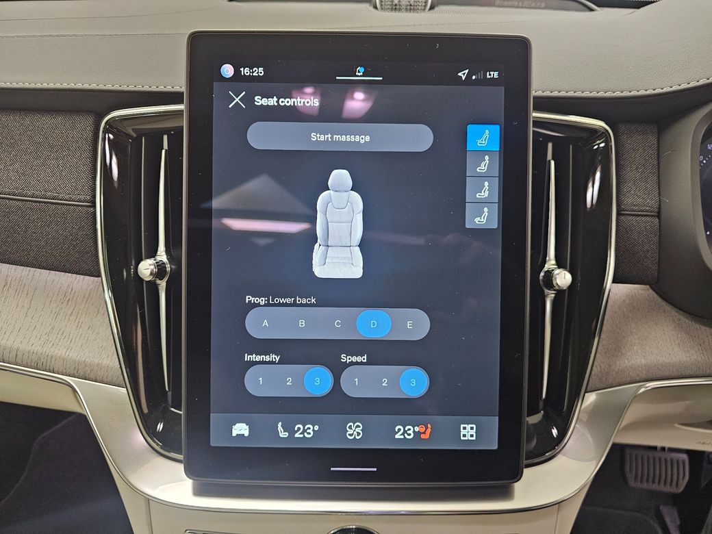 2025 Volvo XC90