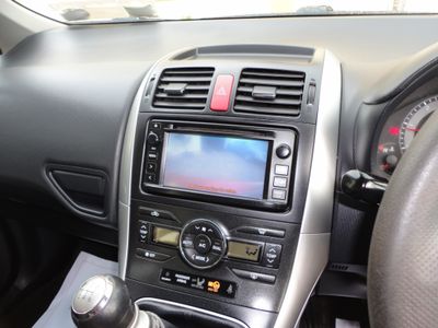 2012 Toyota Auris