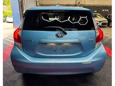 2017 Toyota Aqua