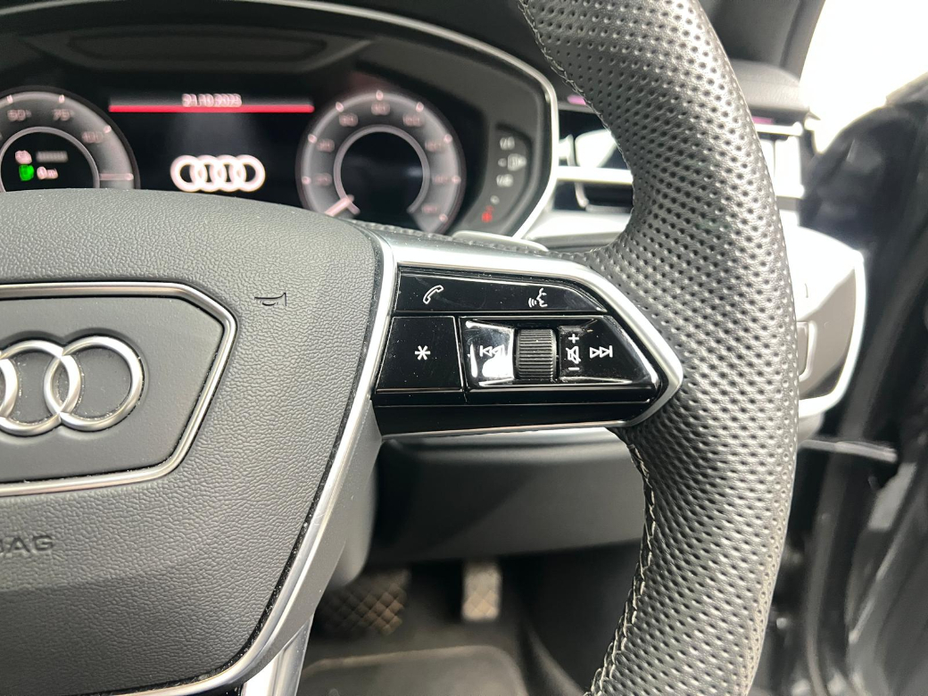 2023 Audi A8