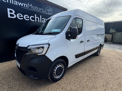 2022 Renault Master