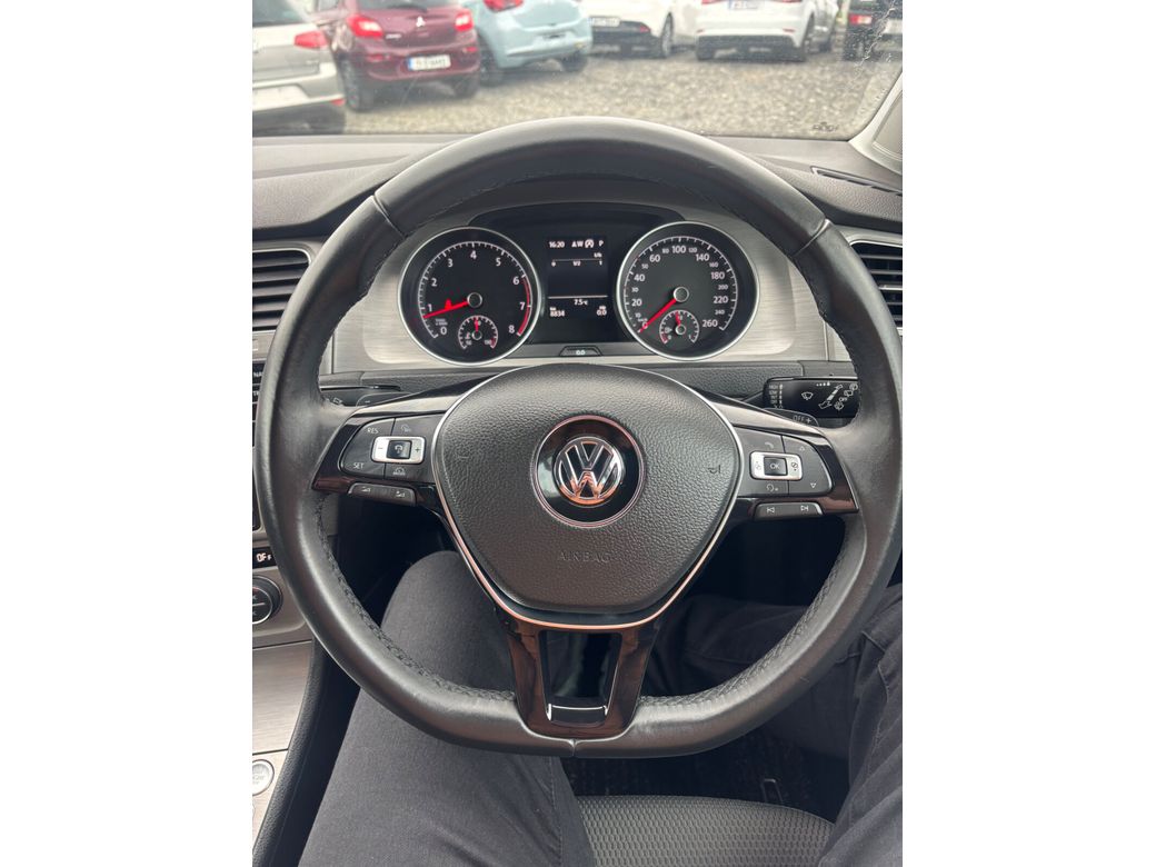 2017 Volkswagen Golf