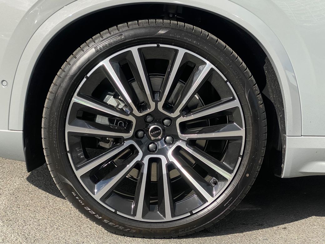 2025 Volvo XC90