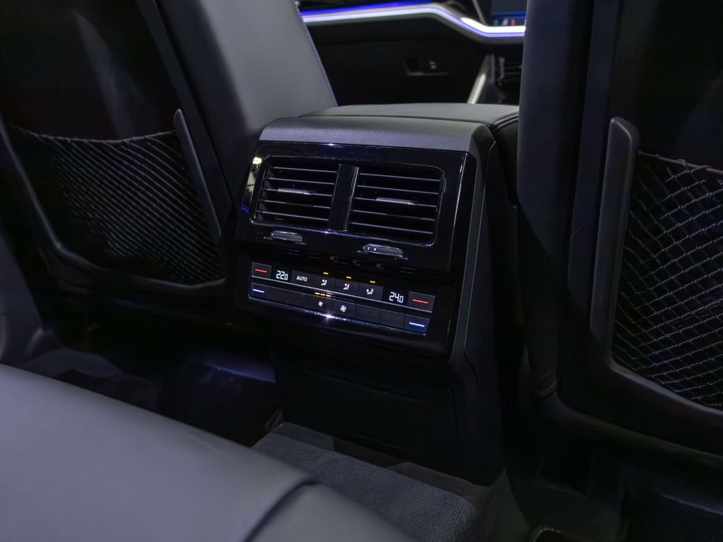 2021 Volkswagen Touareg