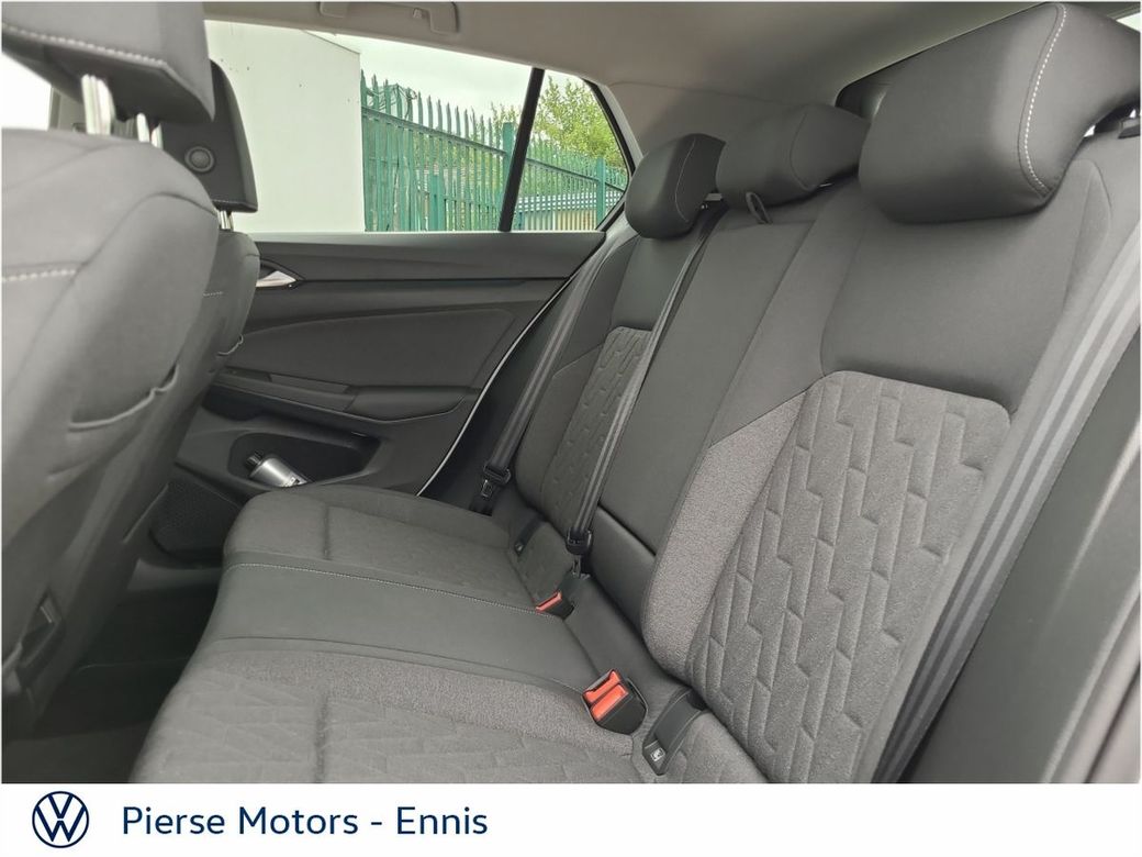 2025 Volkswagen Golf