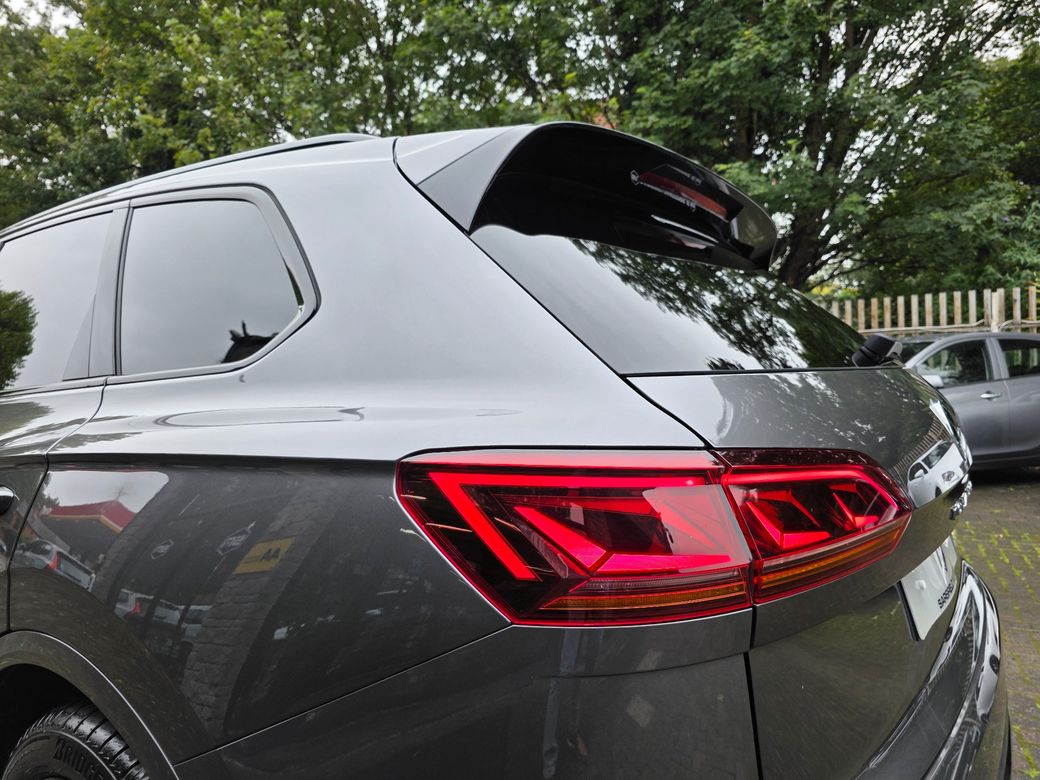 2022 Volkswagen Touareg