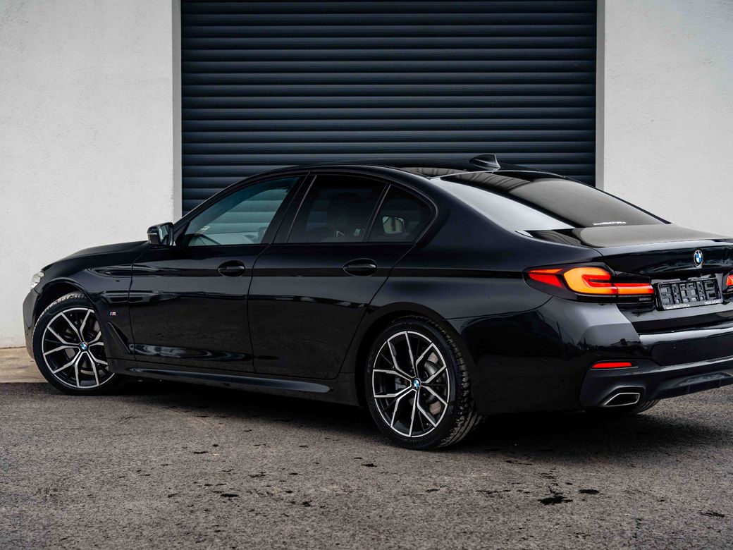 2022 BMW 5 Series