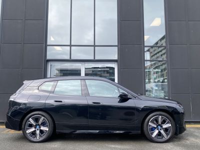 2024 BMW iX
