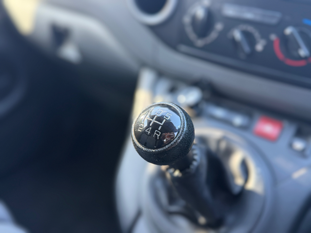 2016 Peugeot Partner