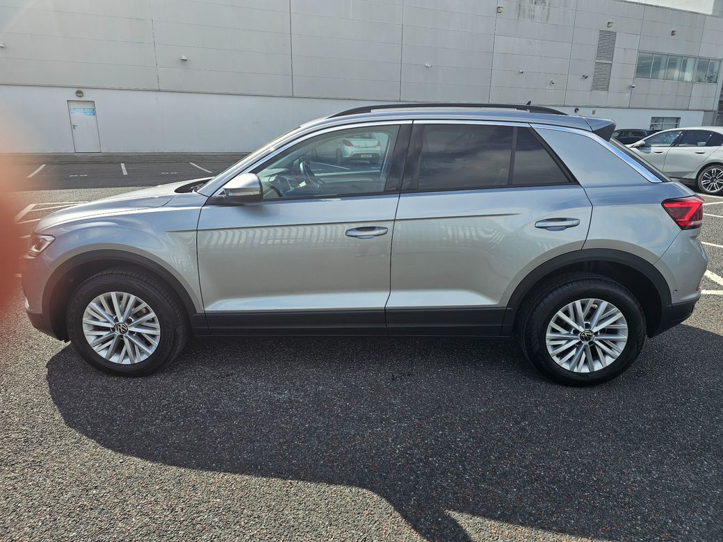 2023 Volkswagen T-Roc