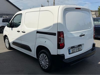 2020 Peugeot Partner
