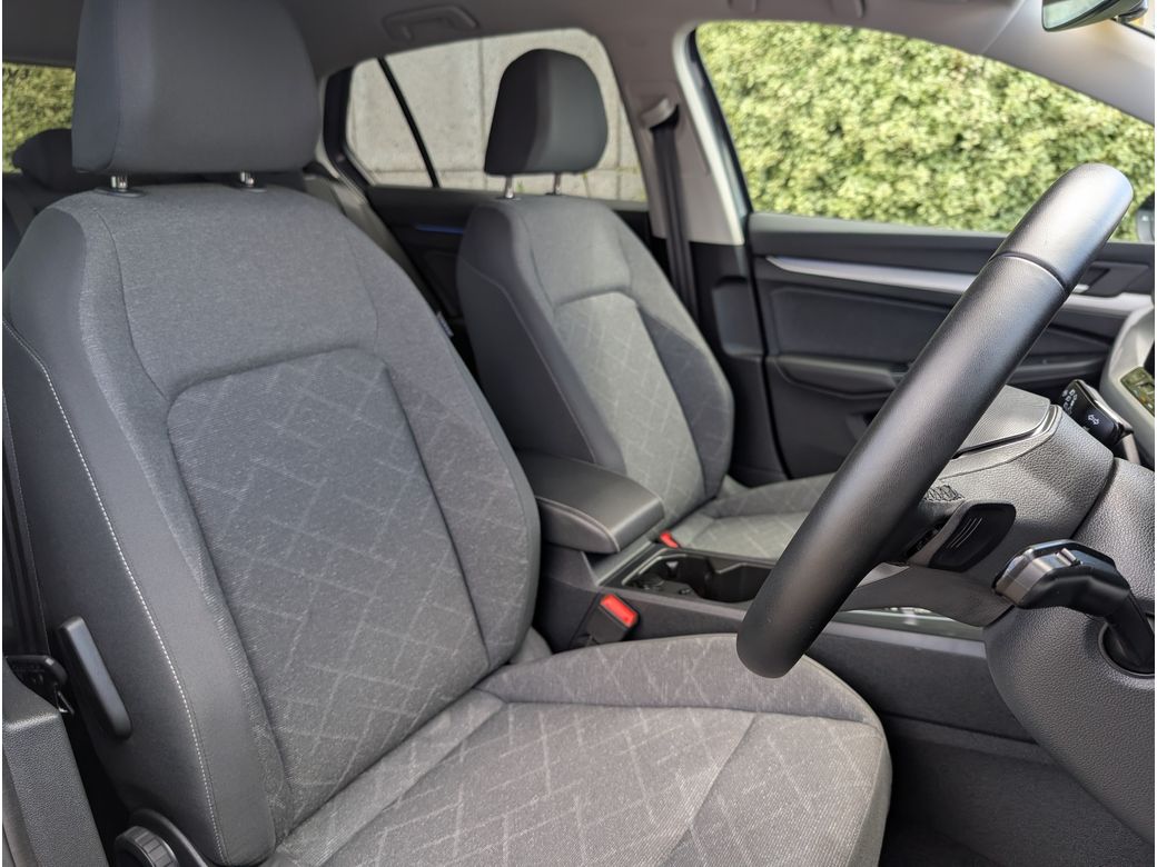 2024 Volkswagen Golf