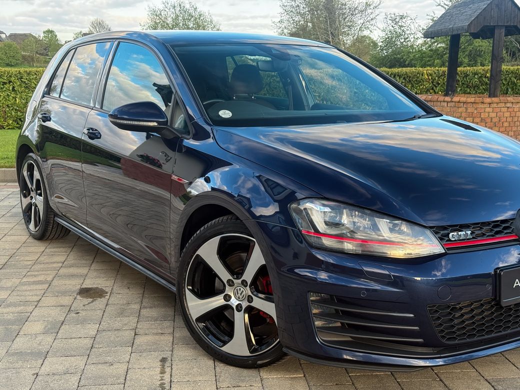 2016 Volkswagen Golf