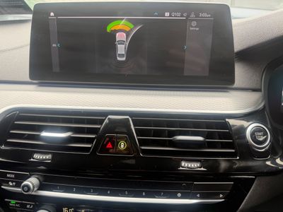 2019 BMW 530