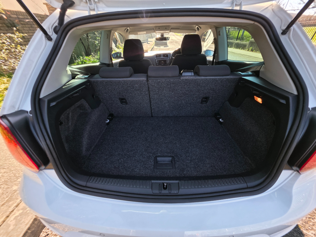 2017 Volkswagen Polo