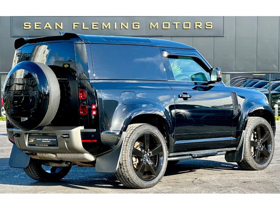 2025 Land Rover Defender