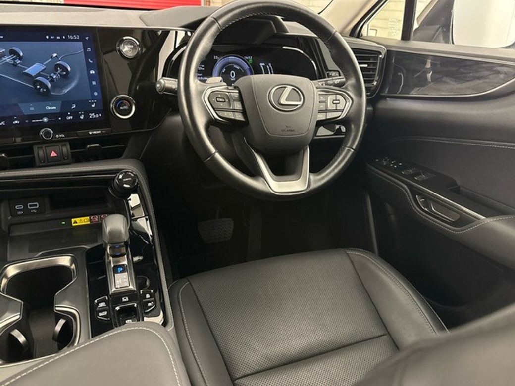 2024 Lexus NX 450H+