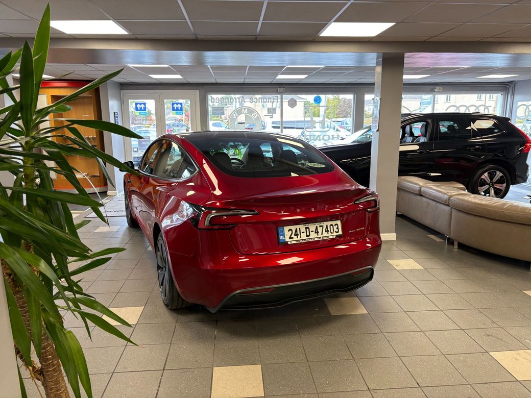 2024 Tesla Model 3