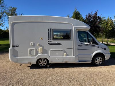2010 AUTOSLEEPER  DEVON LOW PROFILE R.H.D AUTOMATIC 