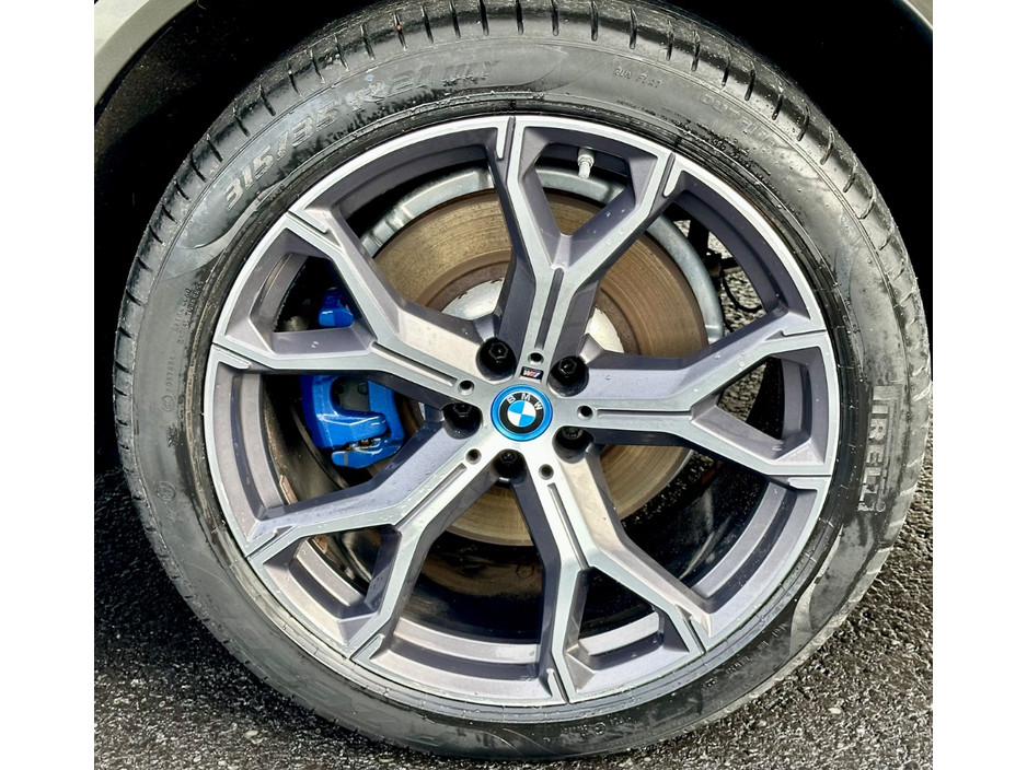 2025 BMW X5