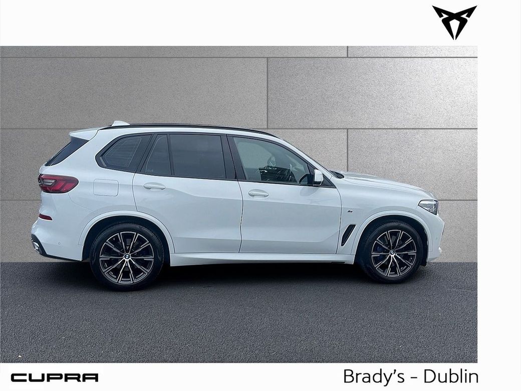 2023 BMW X5