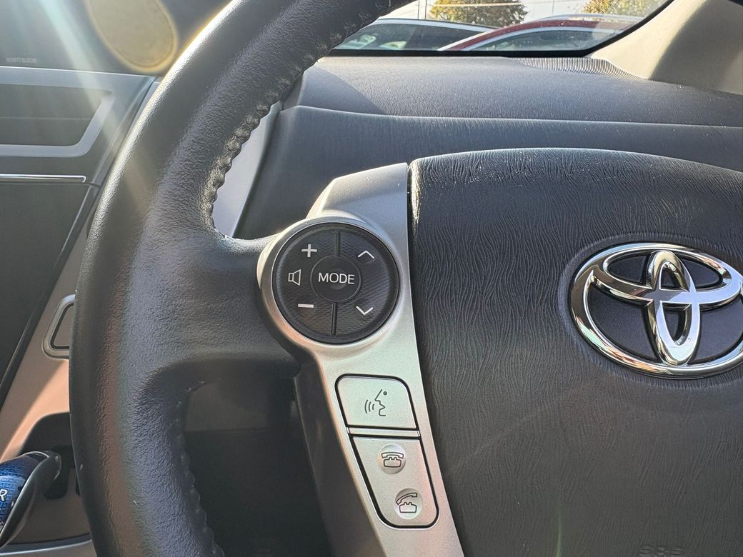 2020 Toyota Prius Alpha
