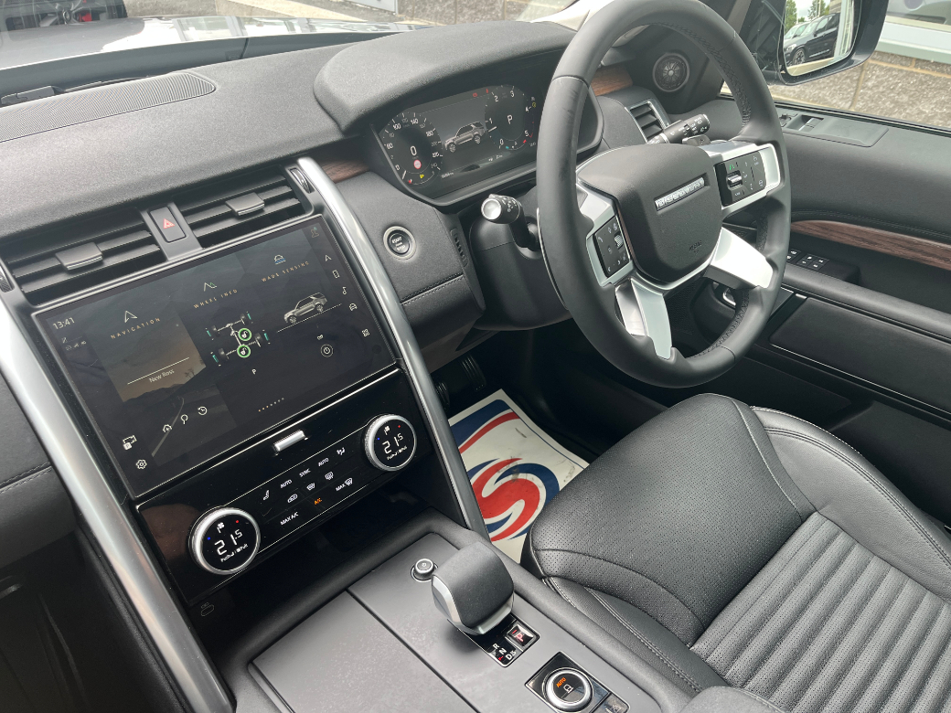 2024 Land Rover Discovery