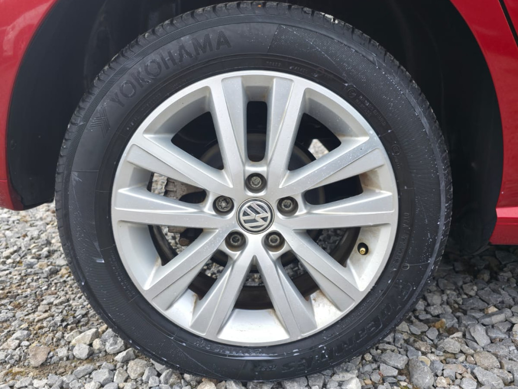 2017 Volkswagen Polo