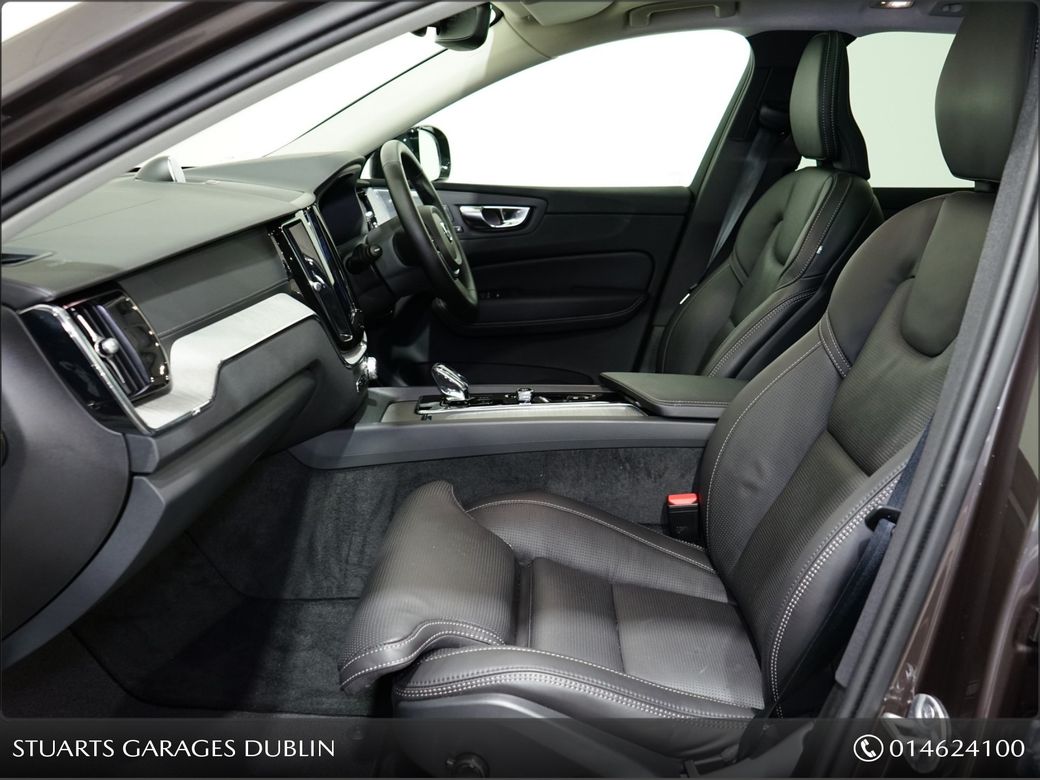 2025 Volvo XC60