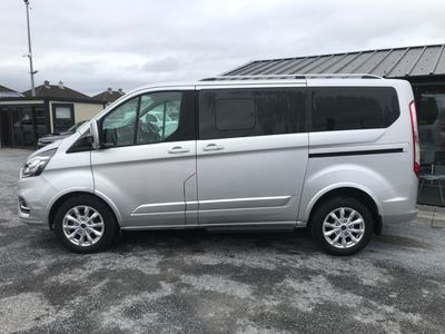 2022 Ford Tourneo