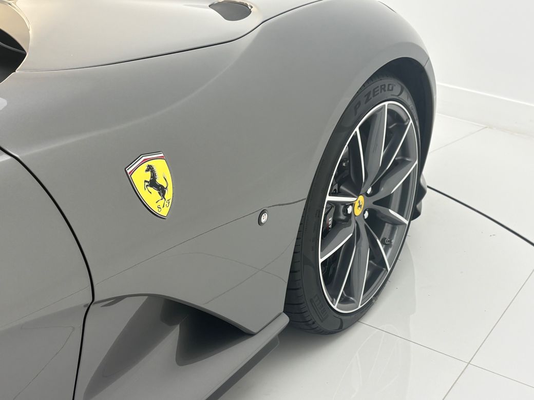 2020 Ferrari 812 GTS