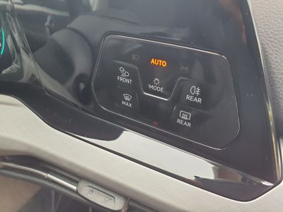 2023 Volkswagen Golf