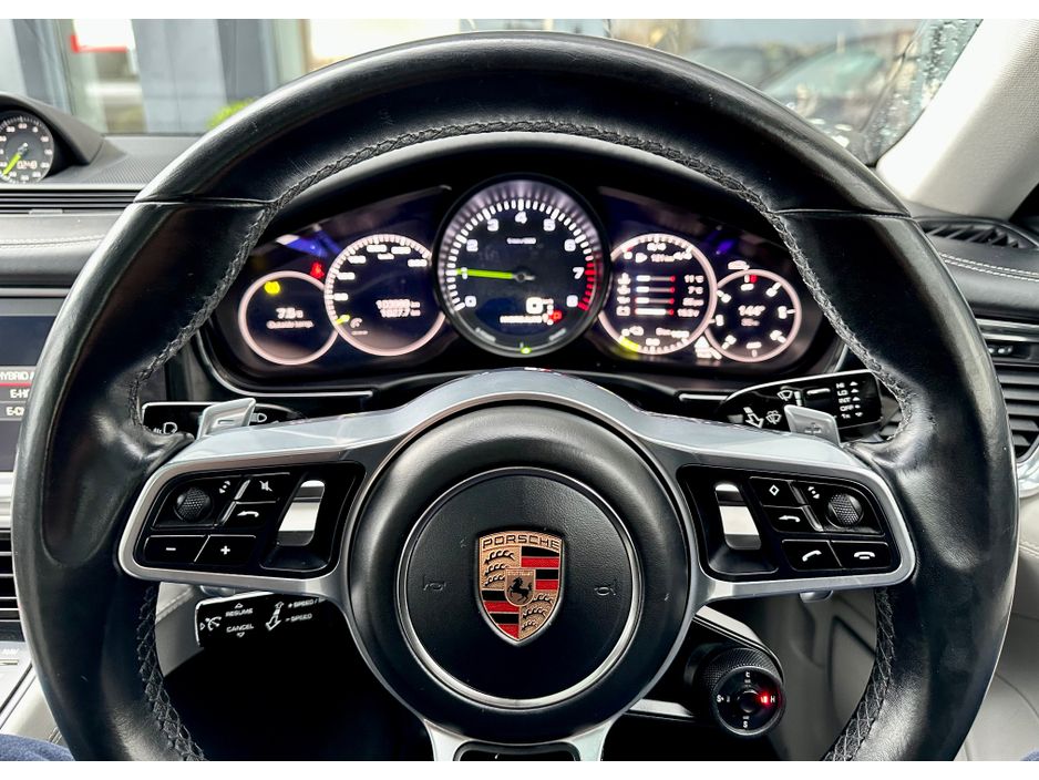 2017 Porsche Panamera