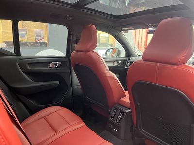 2021 Volvo XC40