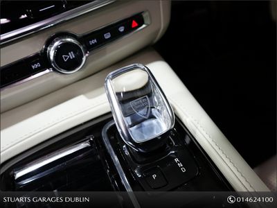 2021 Volvo V90