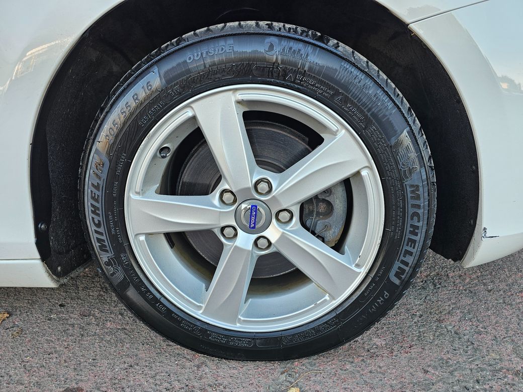 2013 Volvo V40