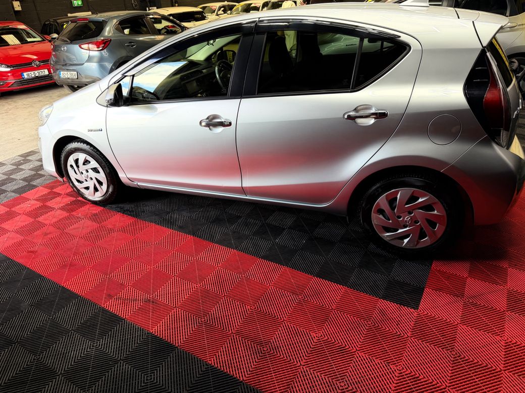 2017 Toyota Aqua