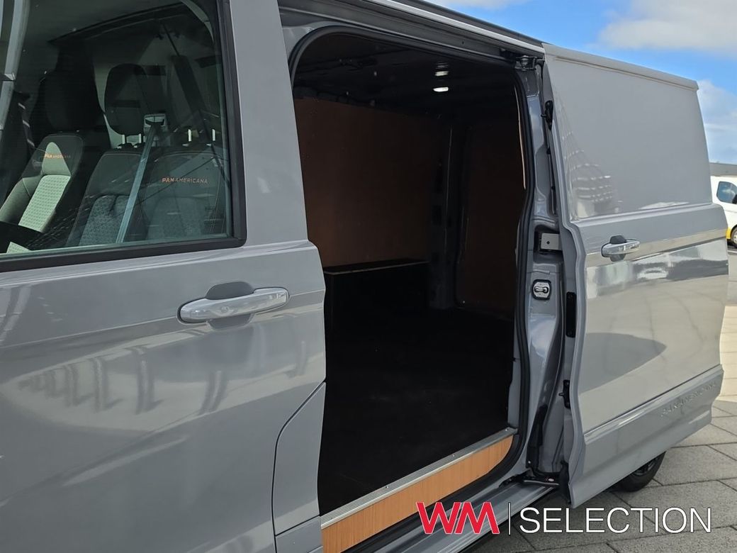 2025 Volkswagen Transporter