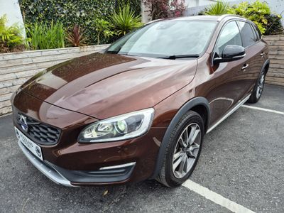 2017 Volvo V60 Cross Country