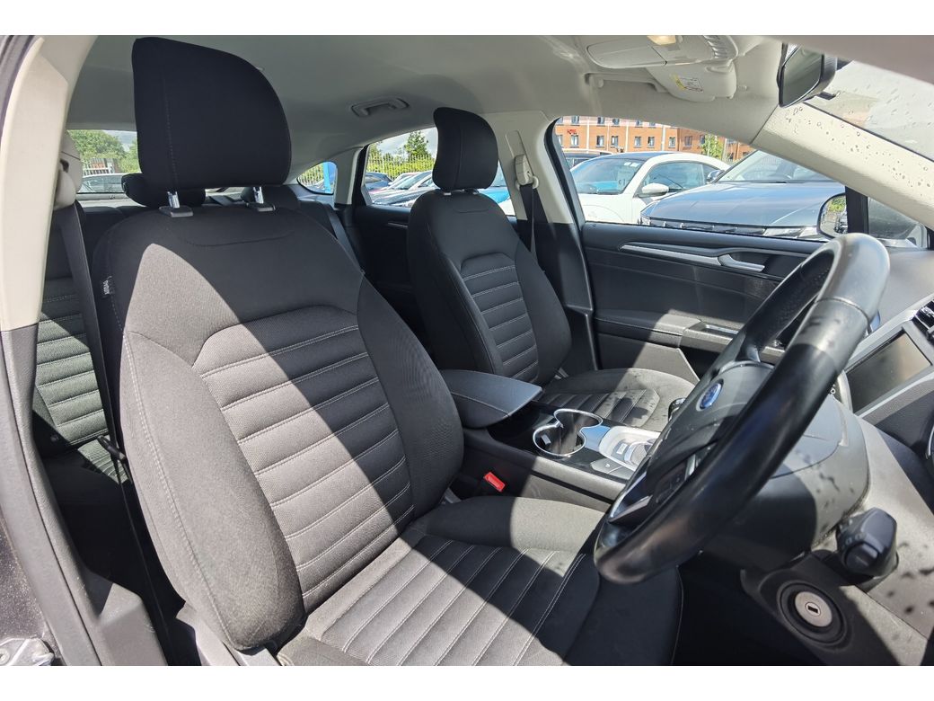 2016 Ford Mondeo