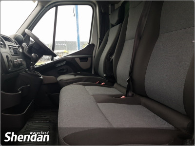 2017 Renault Master