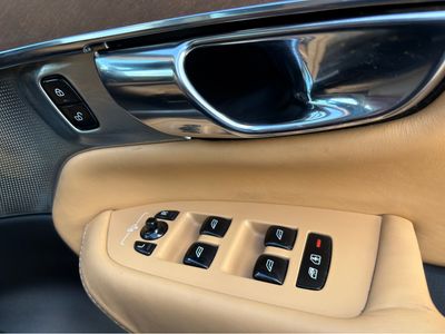 2015 Volvo XC90