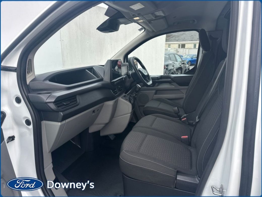 2024 Ford Transit Custom