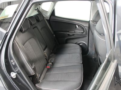 2017 Kia Venga