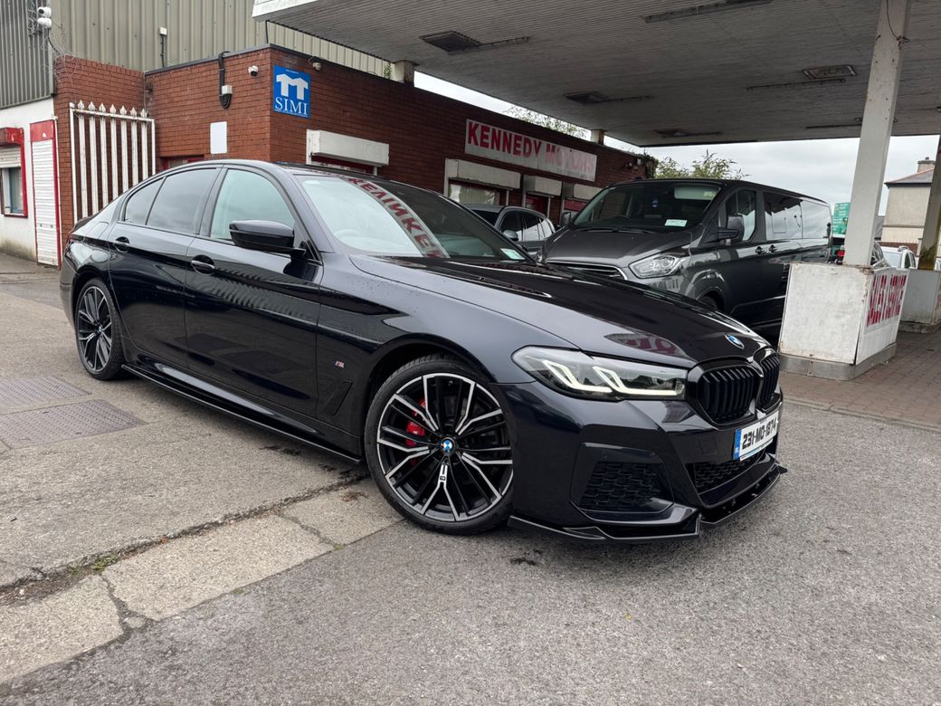 2023 BMW 520