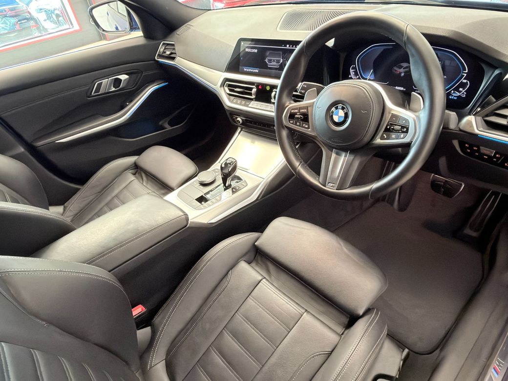 2021 BMW 330